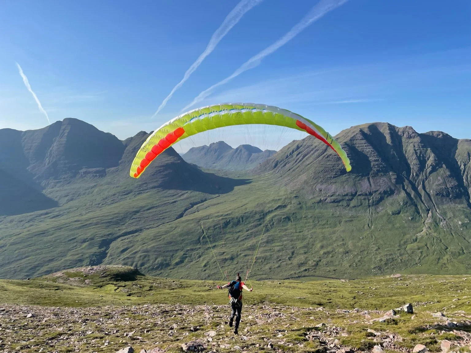 MIDGES, PACKRAFTS & PARAGLIDING – LOCHCARRON, SCOTLAND – IRON RAFT